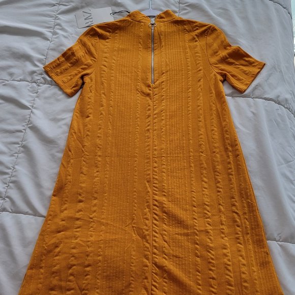 Summer dresses - Picture 1 of 15